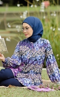 Kemeja Zahra Puff Shirt - Navy