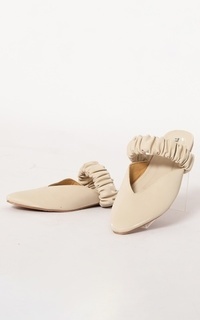 Sepatu Ashley flatshoes cream