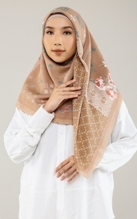 Printed Scarf Voal Hijab Segi Empat Nuriya