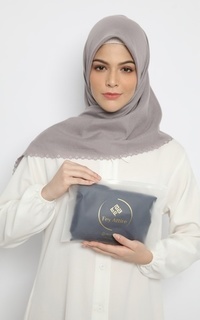 Hijab Polos Afina Voal Scarf Silver