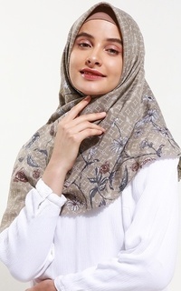 Printed Scarf Voal Hijab Segi Empat Bulma