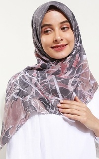 Printed Scarf Voal Hijab Segi Empat Daffia