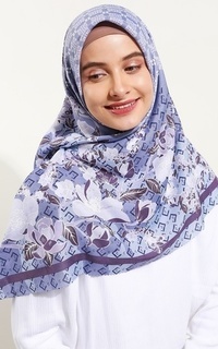 Printed Scarf Voal Hijab Segi Empat Tazira