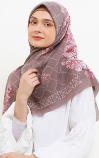 Printed Scarf Voal Hijab Segi Empat Arissa
