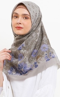 Printed Scarf Voal Hijab Segi Empat Savia