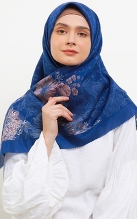 Printed Scarf Voal Hijab Segi Empat Nayama