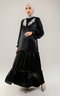 Luana Dress hitam