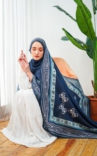 Hijab Motif Tenun NT in Blue