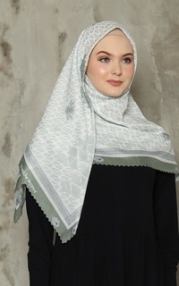 Hijab Motif Batik Sidomukti Meru Viridian