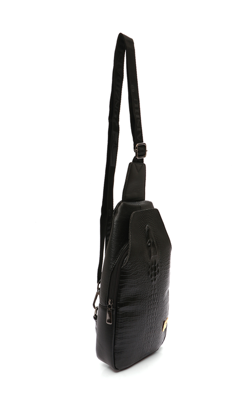 Shop Hamlin Roger Slingbag Pria Casual USB Port Motif Crocodile Material  Leather ORIGINAL - Black Bag