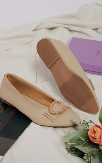 Sepatu Adelle Flatshoes nude