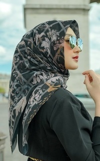 Hijab Motif The Autograph Voile Square - Noir