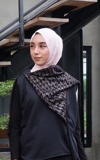 Blus BLACK SHAWL TOP