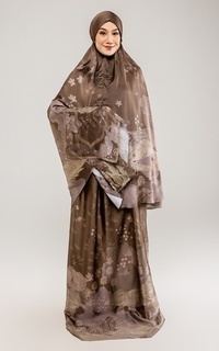 Tas Iseltwald Prayer Robe - Cocoa