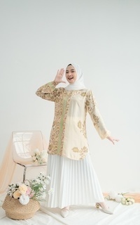 Blus Noona Blouse Batik Cream