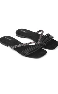 Sepatu CHIA Black Sandal Tali Strappy animal pattren