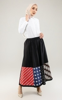 Rok Katya Batik Skirt Black