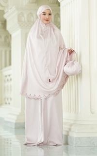 Mukena Nova 042 Adzra Nurholizah Anniversary Beige