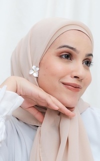 Plain Hijab Square Cream