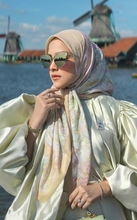 Hijab Motif The Journey Voile Square - Jeddah