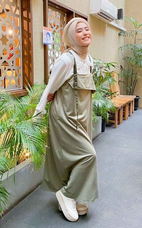 Overall sales dress hijab