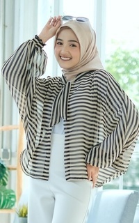 Cardigan Outer Batwing Monic