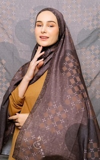 Hijab Motif Sheen Scarf