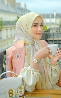 Hijab Motif The Parisian Voile Square - Citron