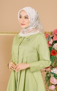 Hijab Motif Blooming - White (Voal Square)