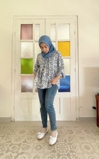 Blus Khalesya Blue Flower