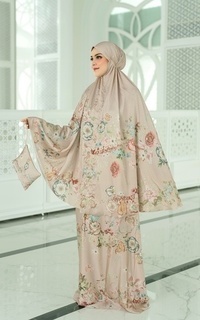 Praying Set Blume Prayer Robe - Moonlight