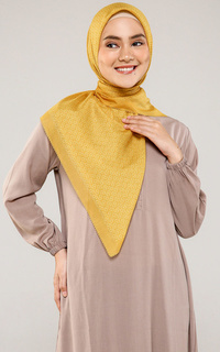 Hijab Motif The Tapis Square - Daylily