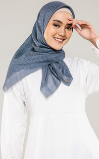 Hijab Motif The Tapis Square - Stormy Weather