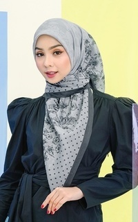Hijab Motif Diana - Dark Grey