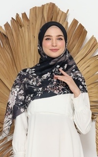 Hijab Motif Hijab Blossom Series (Black)