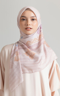 Hijab Motif Araia Scarf Clound Pink