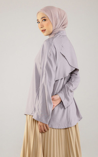 Blus Hazelnut Indonesia - Tria Shirts - Atasan/ Blouse/ Top Wanita - Grey (DEFECT/ MINOR)