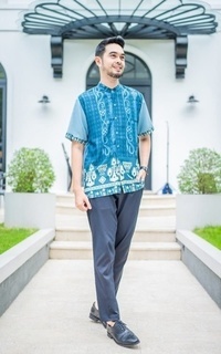 Menswear Vervessa's Kia Men Muslim Shirt Electric Blue | Kemeja Koko Pria Raya Pesta Kondangan PO 4 Days