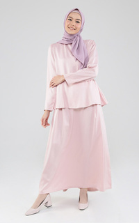 Long Dress Hazelnut Indonesia - Ohanna Dress - Gaun/ Pakaian/ Dress Wanita - Pink (DEFECT/ MINOR)