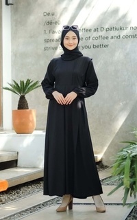 Long Dress Vervessa's Wanda Drappery Dress Black | Gamis Polos Basic Kerja