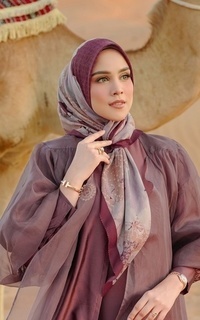 Hijab Motif Arabian Night Voile Square - Henna