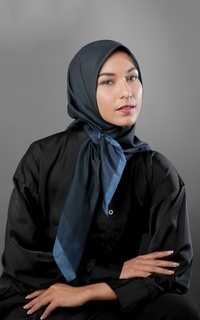 Hijab Polos Premium Basic Voal Square - Black (new) | Adpscarves