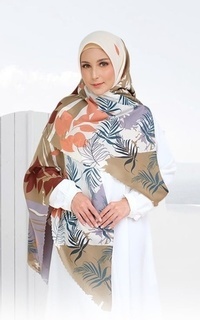 Hijab Motif Voal Beatrix Series - Lawgreen (Motif Series by Zilkalabel)