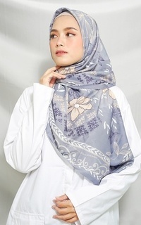 Hijab Motif WK001 LP28A kerudung segi empat voal Antalya Series Ungu