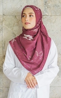 Printed Scarf WK013 LP28G kerudung segi empat voal Antalya Series maroon