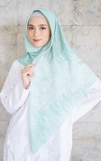 Hijab Motif WK016 ES30C kerudung segi empat voal Iris Series hijau mint