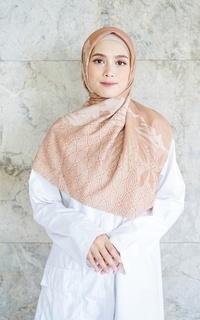 Printed Scarf WK017 ES30D kerudung segi empat voal Iris Series khaki coklat coksu