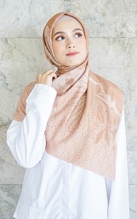 Hijab Motif WK017 ES30D kerudung segi empat voal Iris Series khaki coklat coksu COKLAT-671881