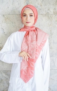 Hijab Motif WK018 ES30E kerudung segi empat voal Iris Series orange red