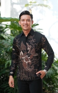 Menswear Vervessa's Lena Men Shirt Nude | Kemeja Pria Raya Batik Pesta Kondangan PO 1 Week